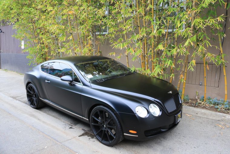Бентли gt Continental черный матовый