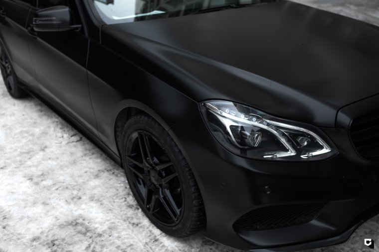 Мерседес 212 черный матовый