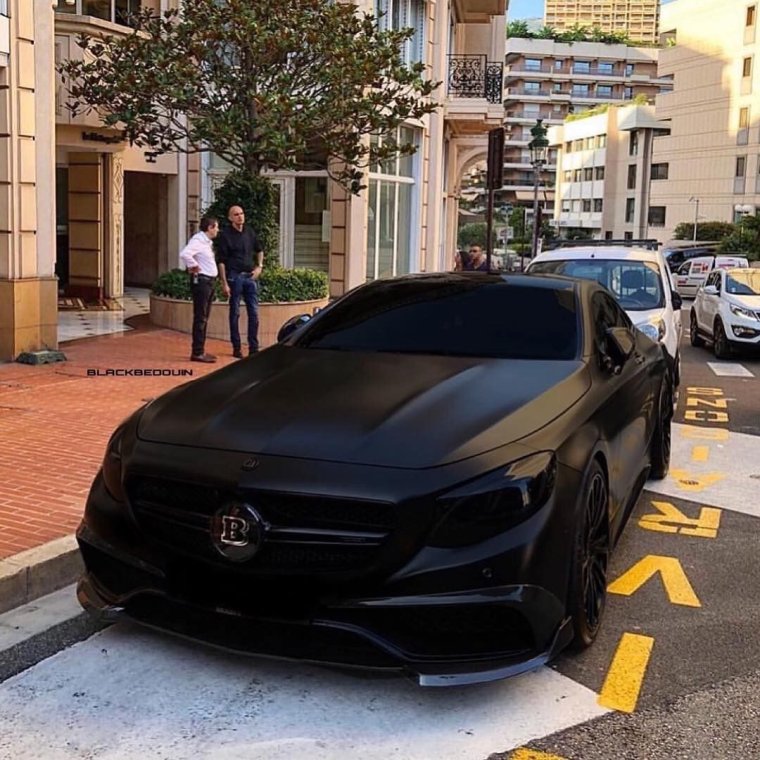 Тонированная машина