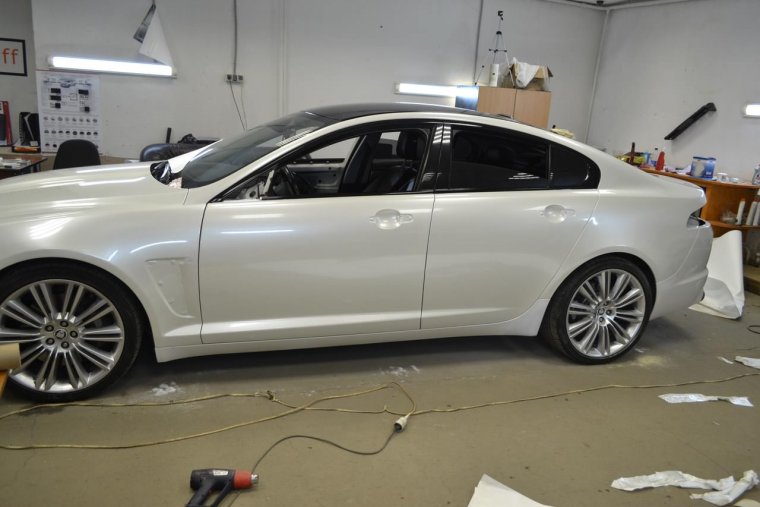 Jaguar XF 2014 белый перламутр