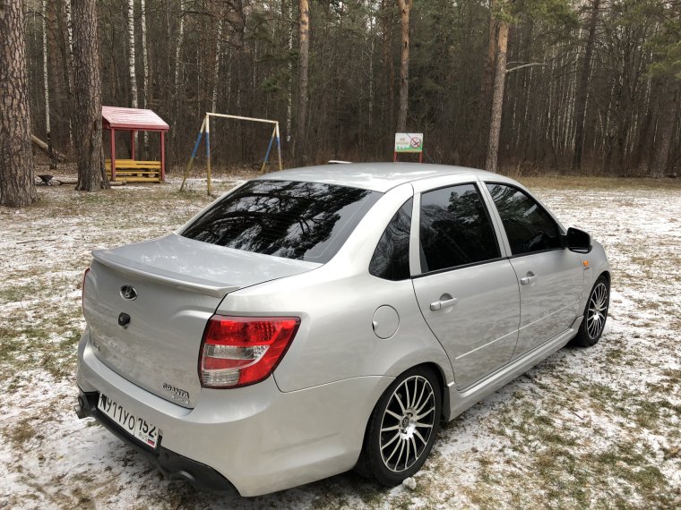 Лада гранат спорт серебриса