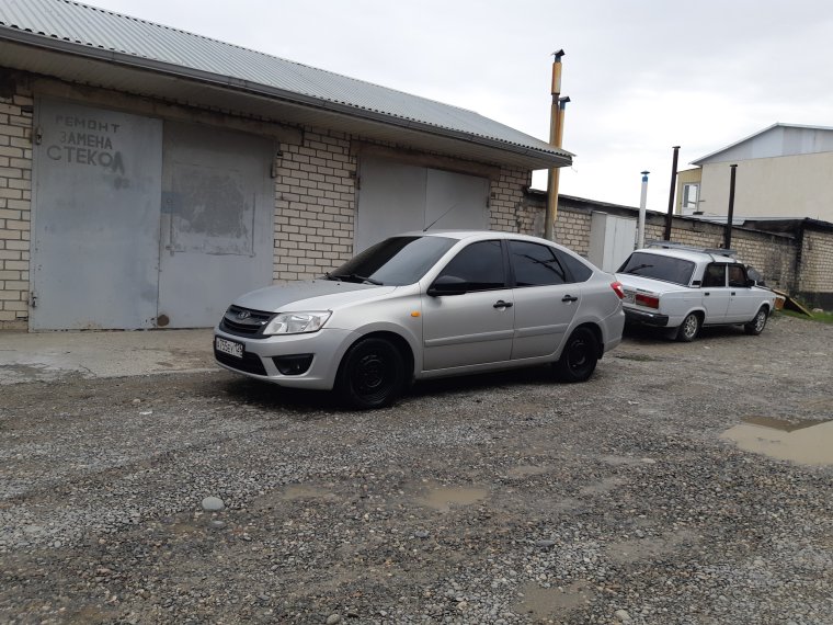 Лада Гранта лифтбек -30 занижение