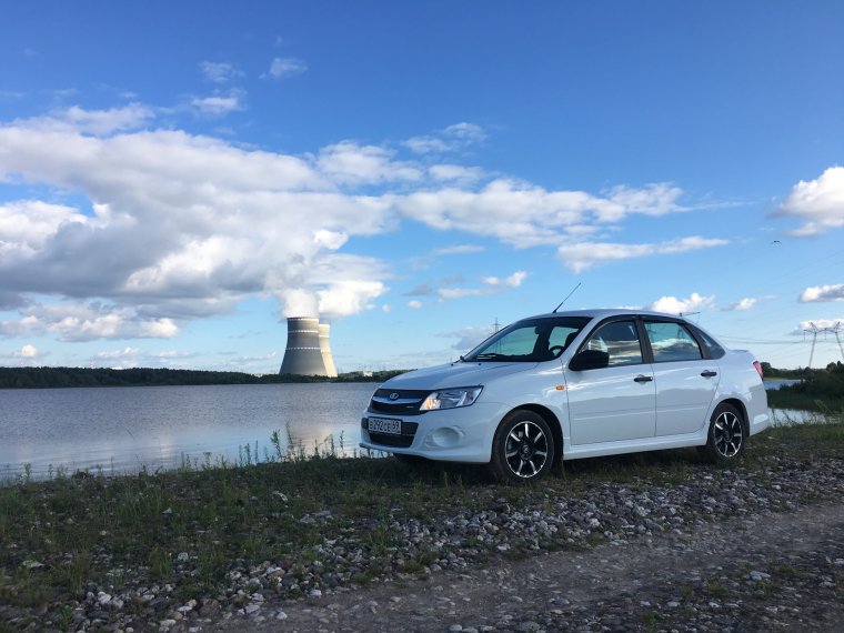 Гранта спорт белая 2018