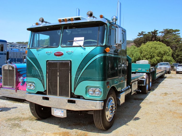 Американские старые маленькие Грузовики