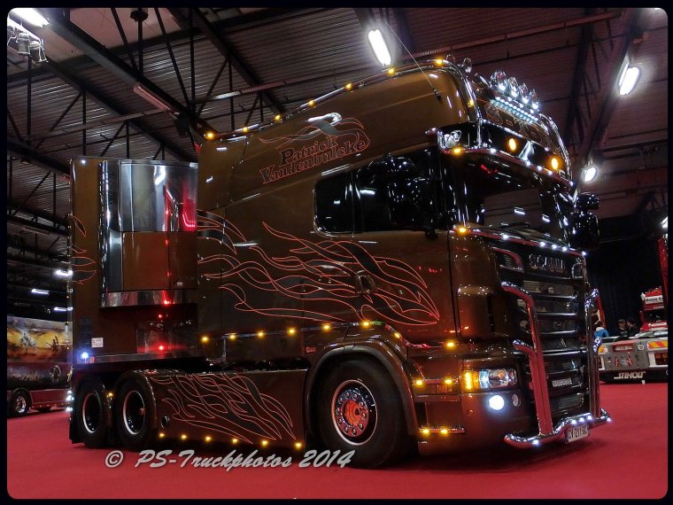 Scania r620 v8 Longline -Black Amber