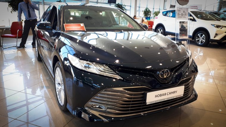 Toyota Camry Hybrid 2014