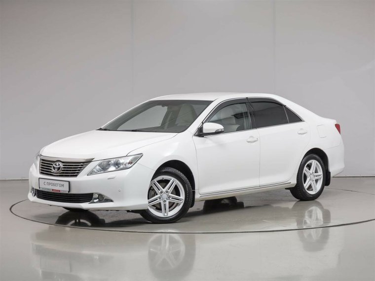 Тойота Камри 8 поколение