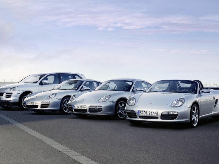 Четыре машины