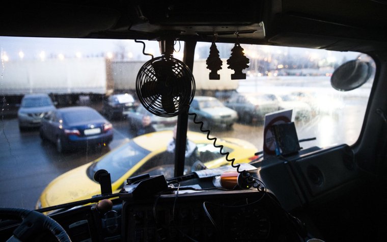 Вид из кабины автомобиля