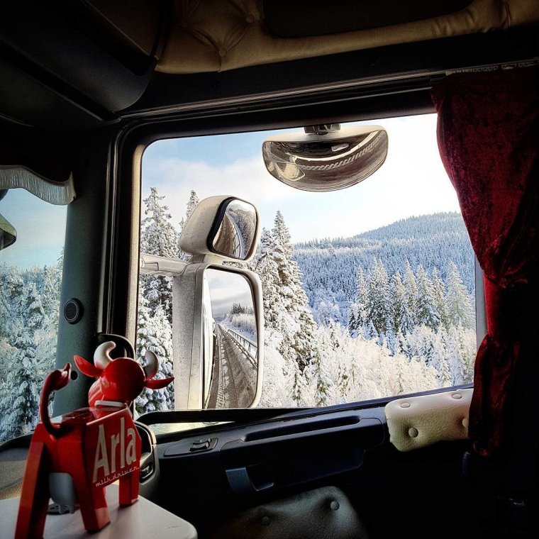 Уют в кабине дальнобойщика