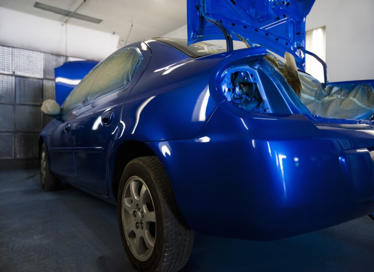 Покрасил авто кисточкой