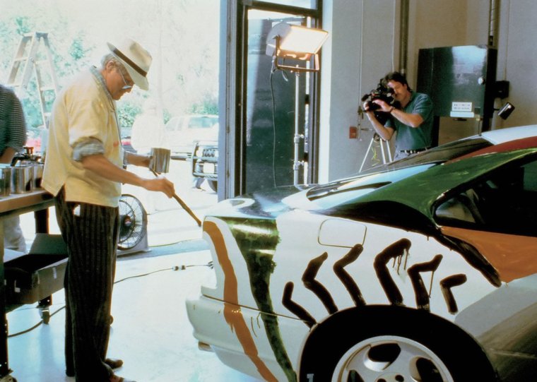 Покрасил авто кисточкой