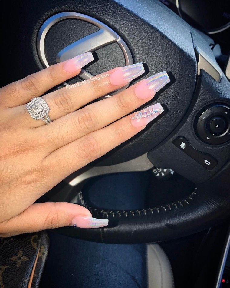 Маникюр автоледи