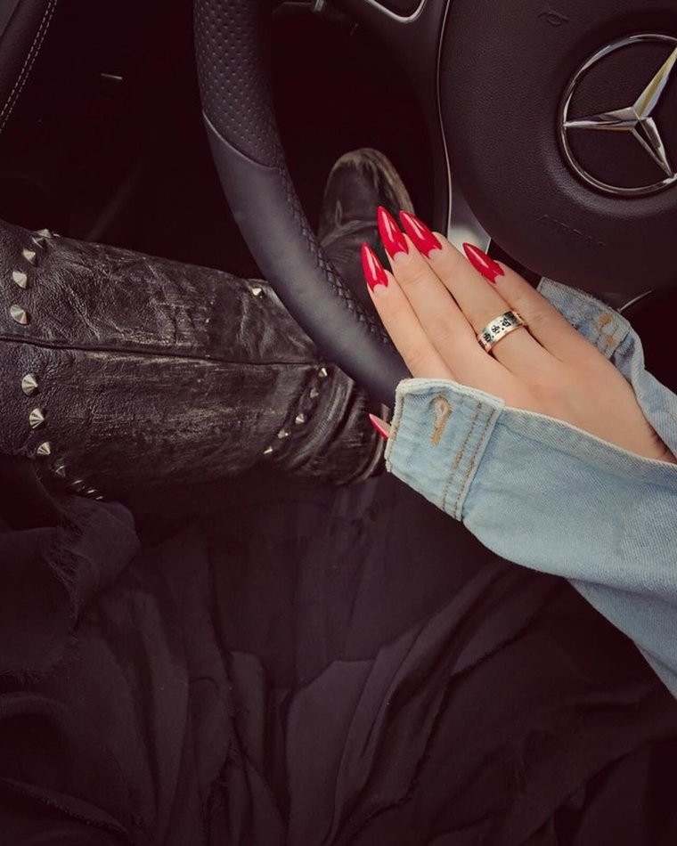 Маникюр Алены Водонаевой