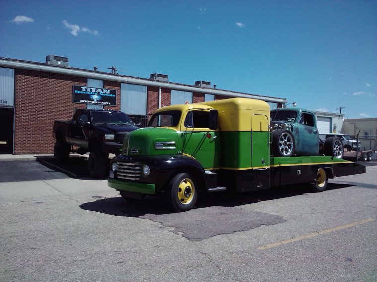 Грузовики Петербилт из фильма Джиперс Криперс