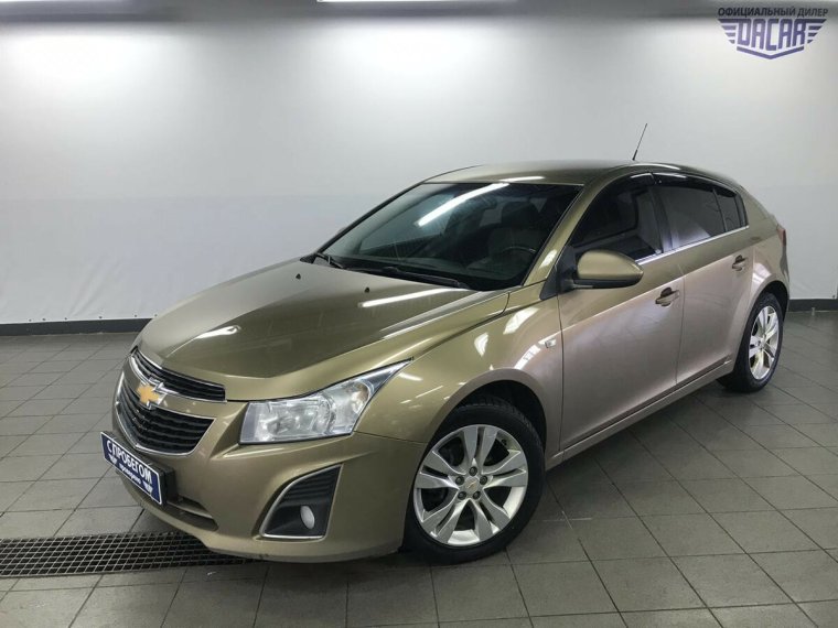 Шевроле Круз 2013 бронза хэтчбек