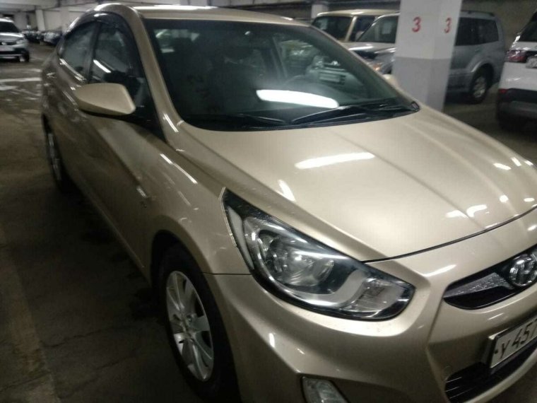 Хендай Солярис 2019 с дефлектором бежевый