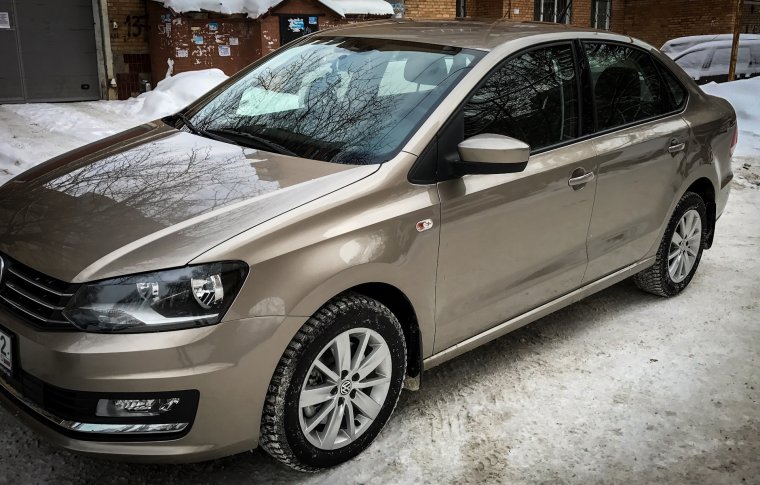 Volkswagen Polo sedan Brown