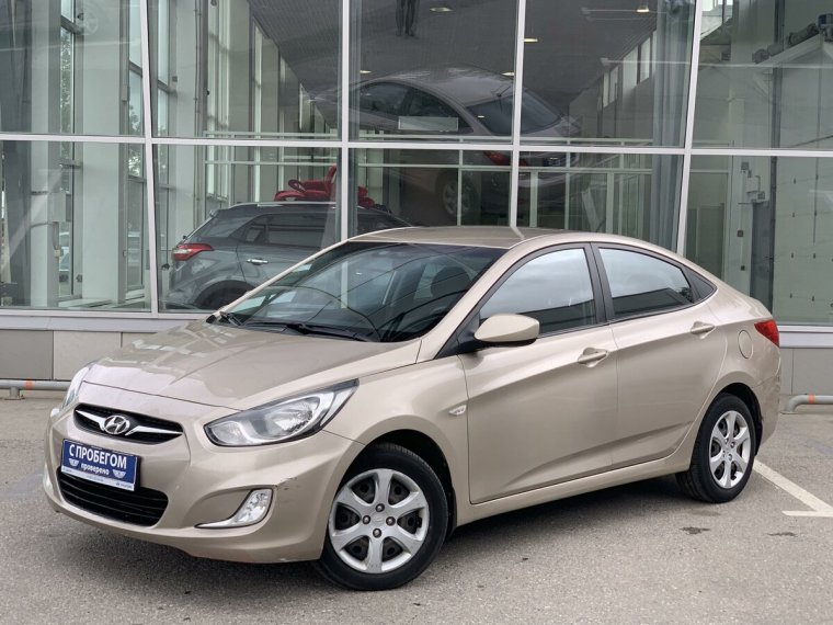 Шевроле Круз седан 1.8 автомат бежевый