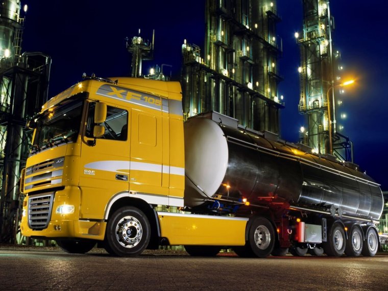 Грузовик с цистерной