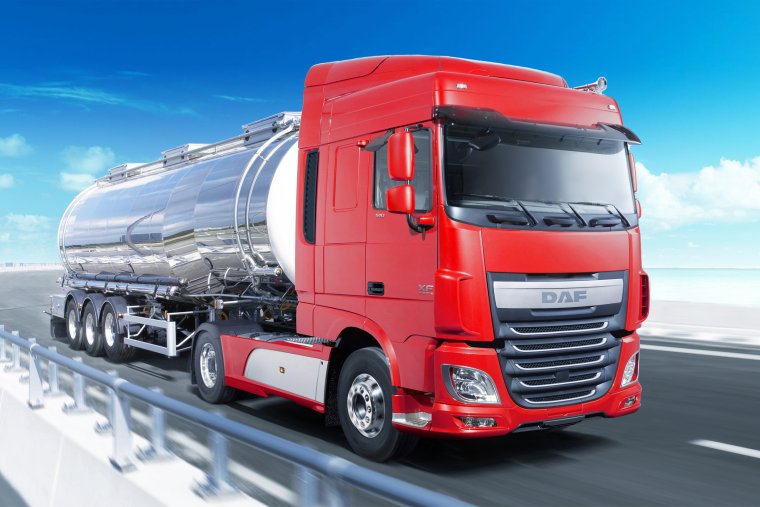 Грузовик Даф бензовоз