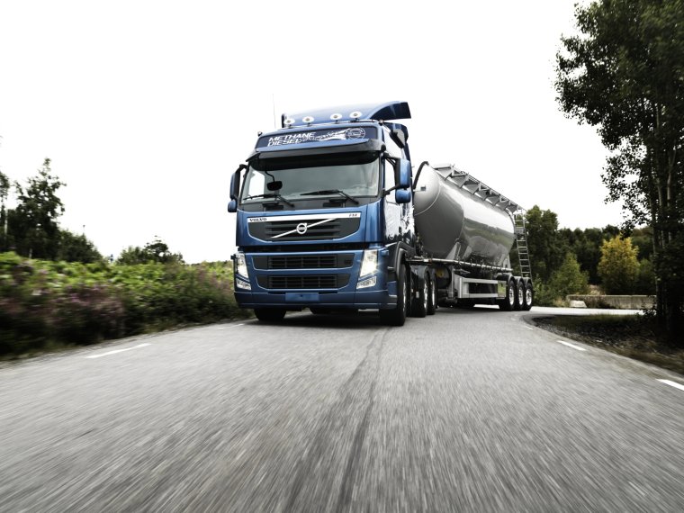 Вольво ФМ 12 фура