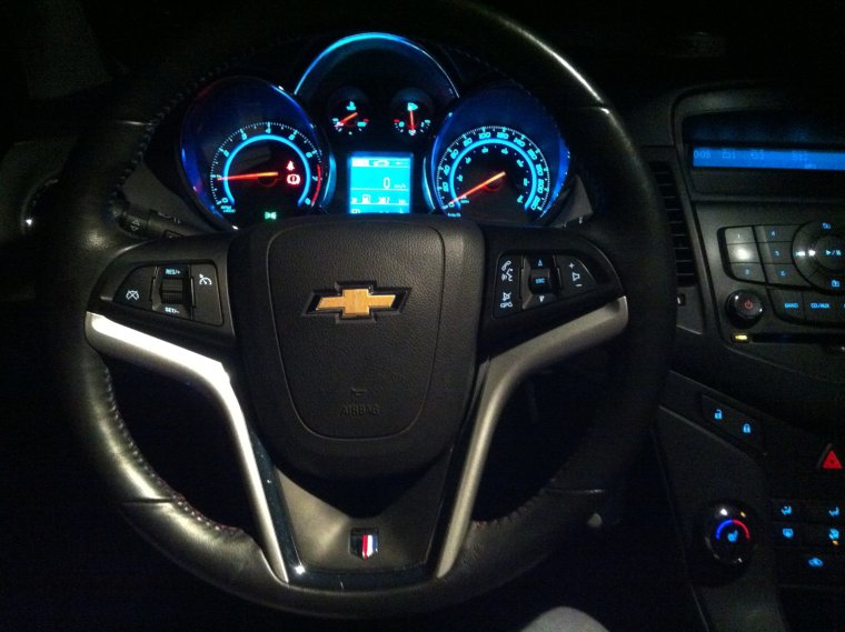 За рулем Шевроле Круз