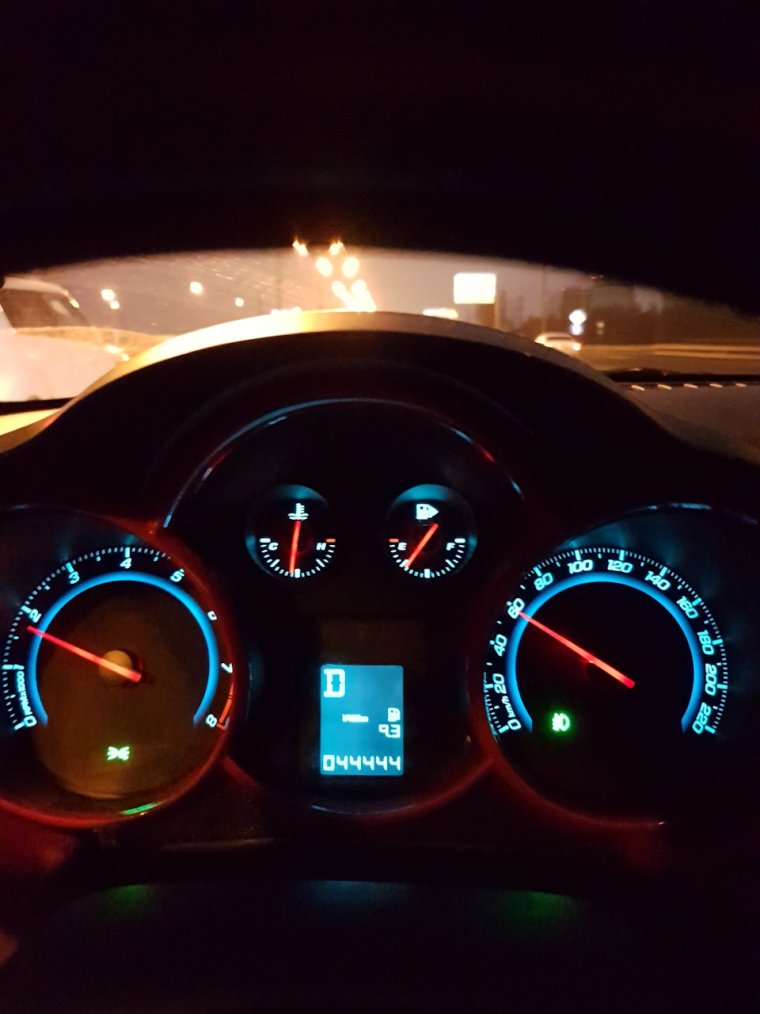 Спидометр Шевроле Круз 220 км