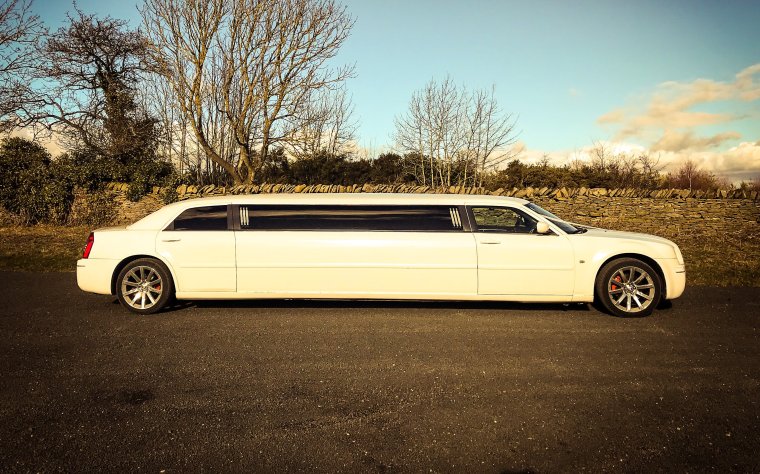 Длинные машины легковые не лимузин