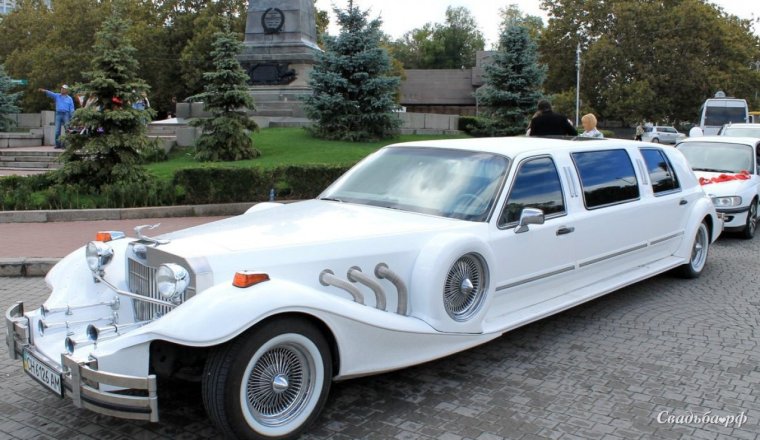Лимузин свадебный ретро