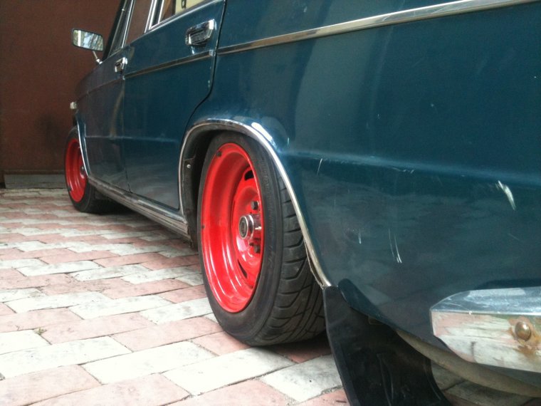 Красные разварки на ВАЗ 2106