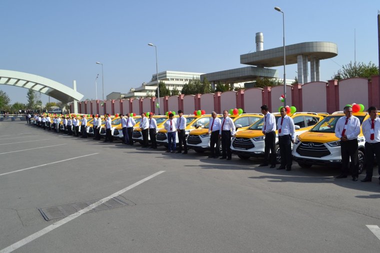 Такси Худжанд 3333