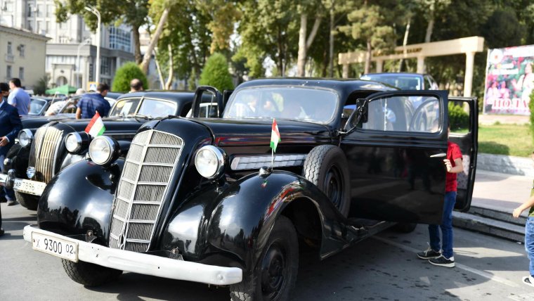 Сайт ретро автомобилей в Душанбе