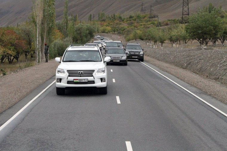 Автодорога Айни Пенджикент в Таджикистане