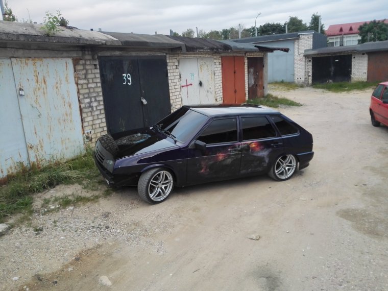ВАЗ 2199 С черной крышей