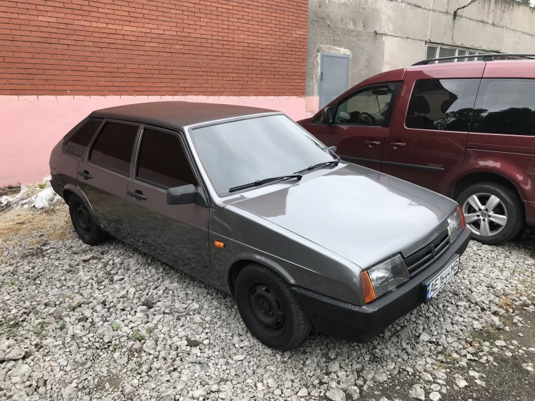 ВАЗ 2109 темно серая тонированная