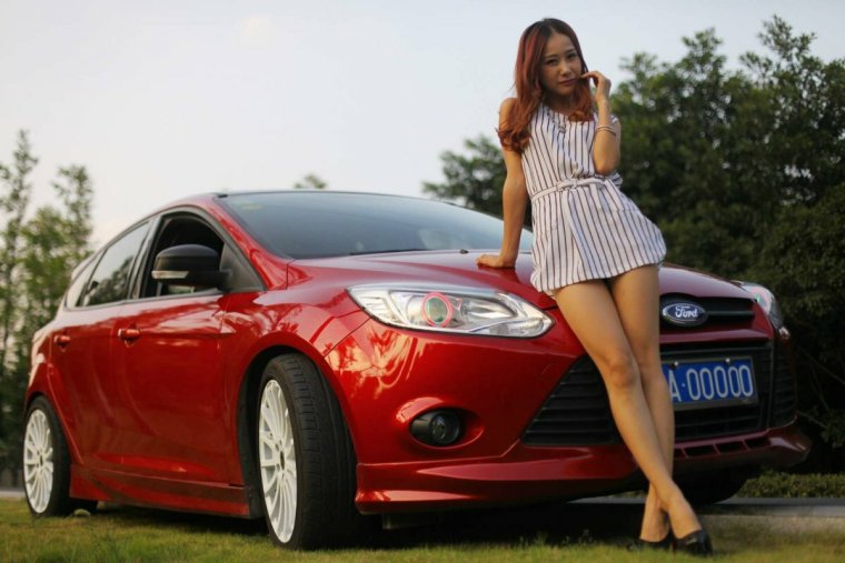 Форд фокус 3 и девушки