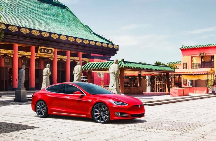 Tesla model s в Китае