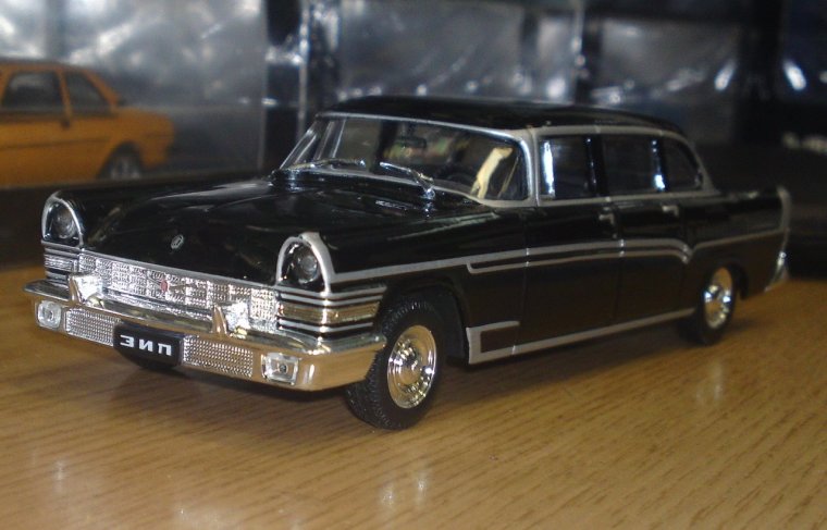 ЗИЛ 111 модель