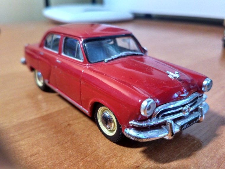 ГАЗ 1:18 22в ist models