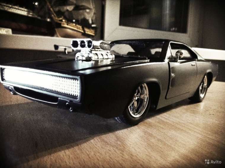 Додж Чарджер 1969 и Тойота Супра