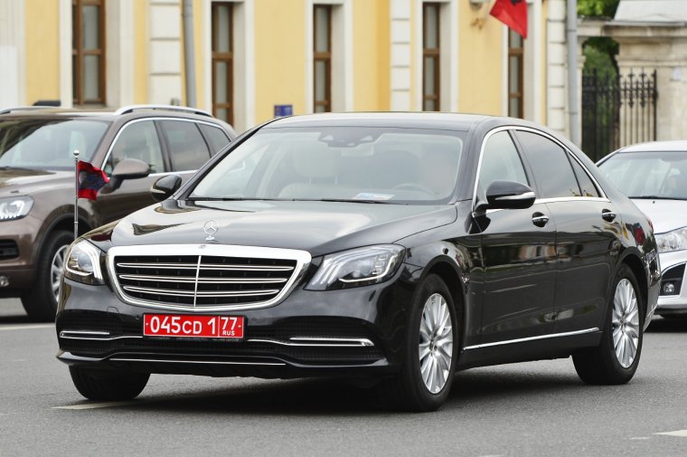 Дипломатические автомобильные номера