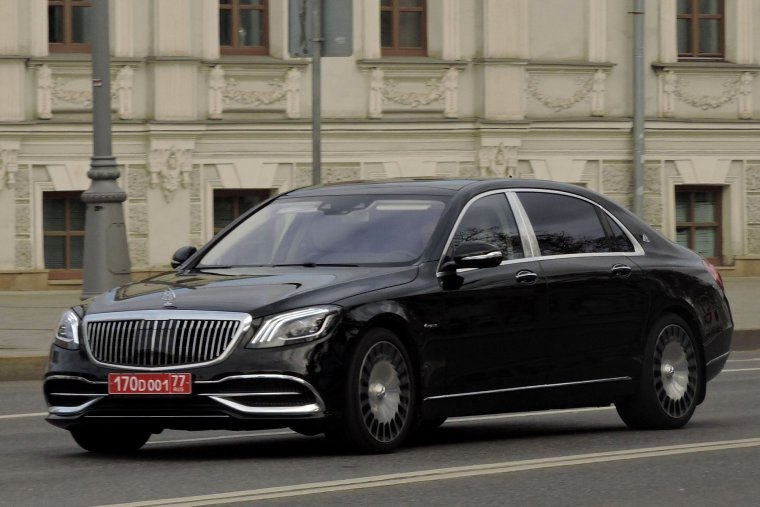 Посольские машины