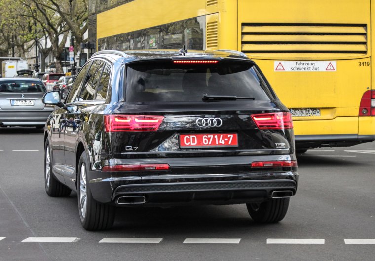 Дипломатические номера в России