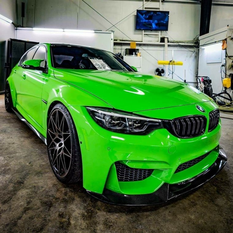 BMW f30 салатовая
