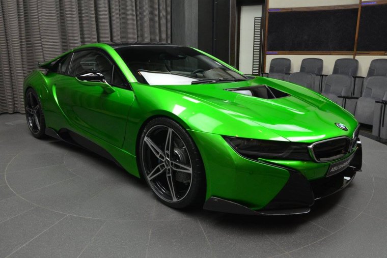 BMW i8 салатовая
