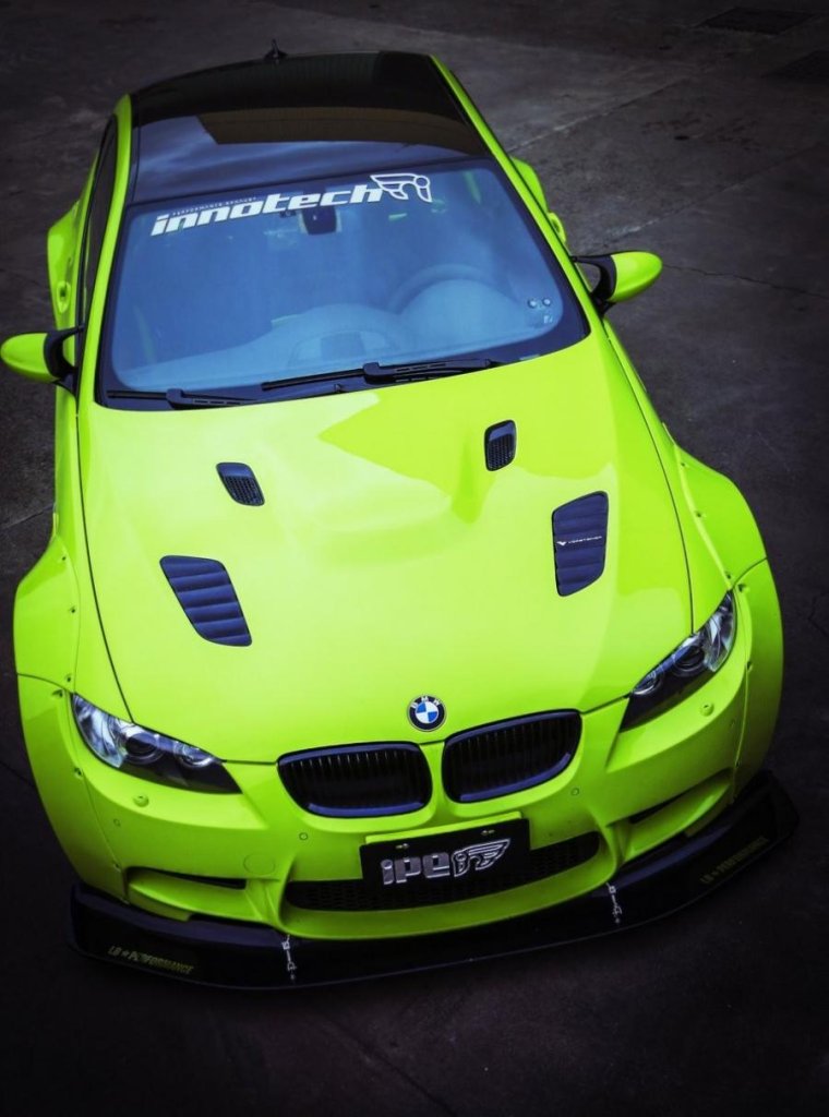 Кислотная BMW m6