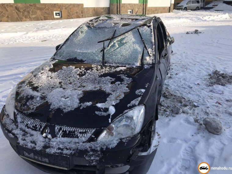 Битые авто стоянка