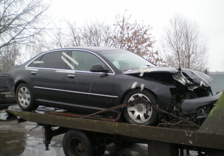 Битые машины в Москве