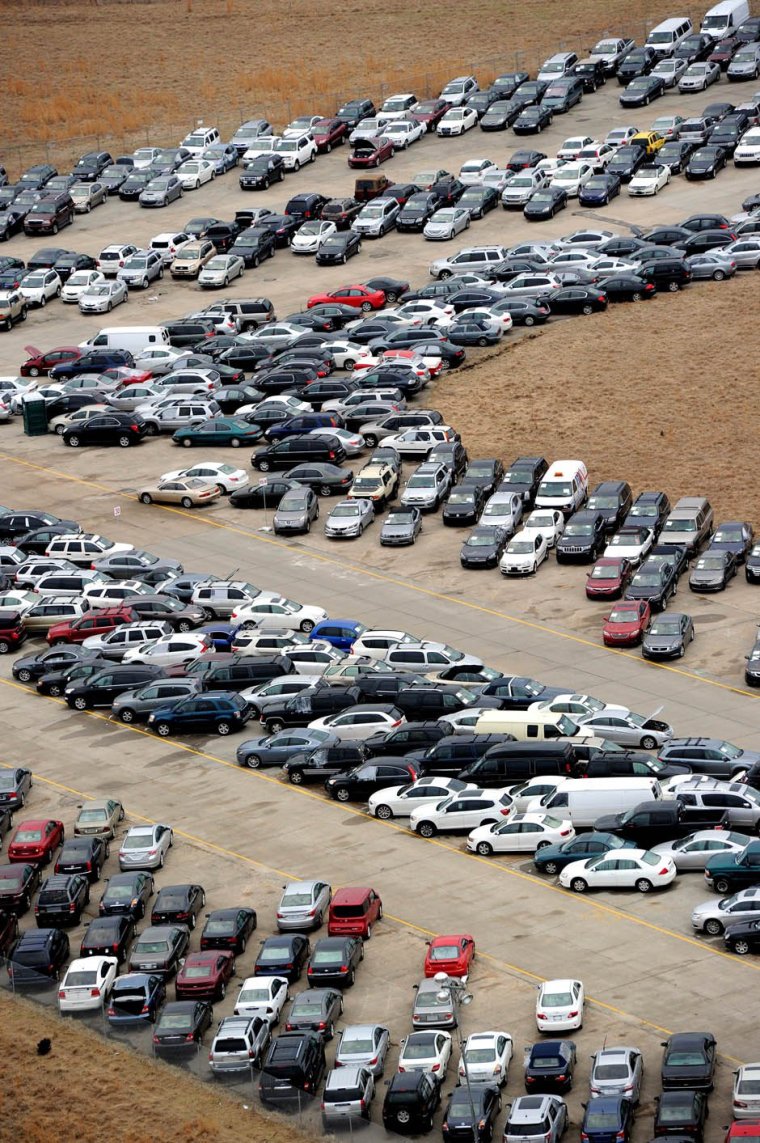 Много машин